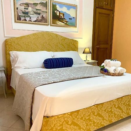 Sperlonga Paradise Villetta ภายนอก รูปภาพ